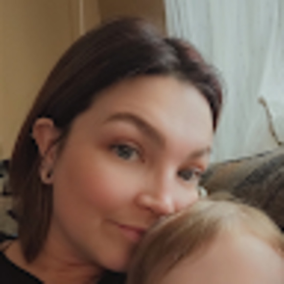 Meet your Posher, Andrea - Picture 1 of 1